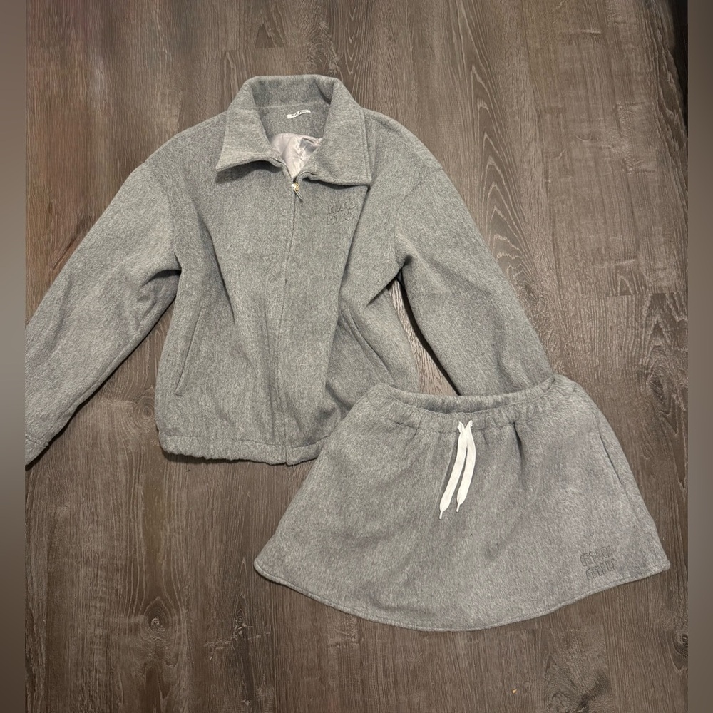 Miu Miu set